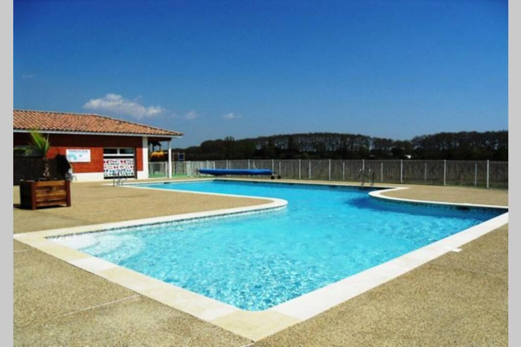 Maison De Vacances Proche Du Canal Du Midi Et De La Mer โกลอมบิเย่ส์ ภายนอก รูปภาพ